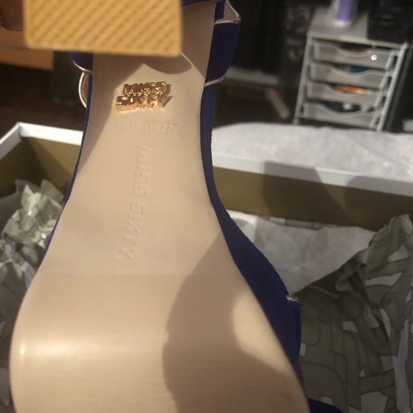 ⭐️ Miss sixty blue shoes size 6 - Picture 3 of 4